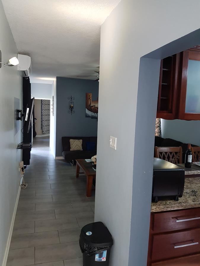 Skycastle Oasis Lägenhet Ocho Rios Exteriör bild